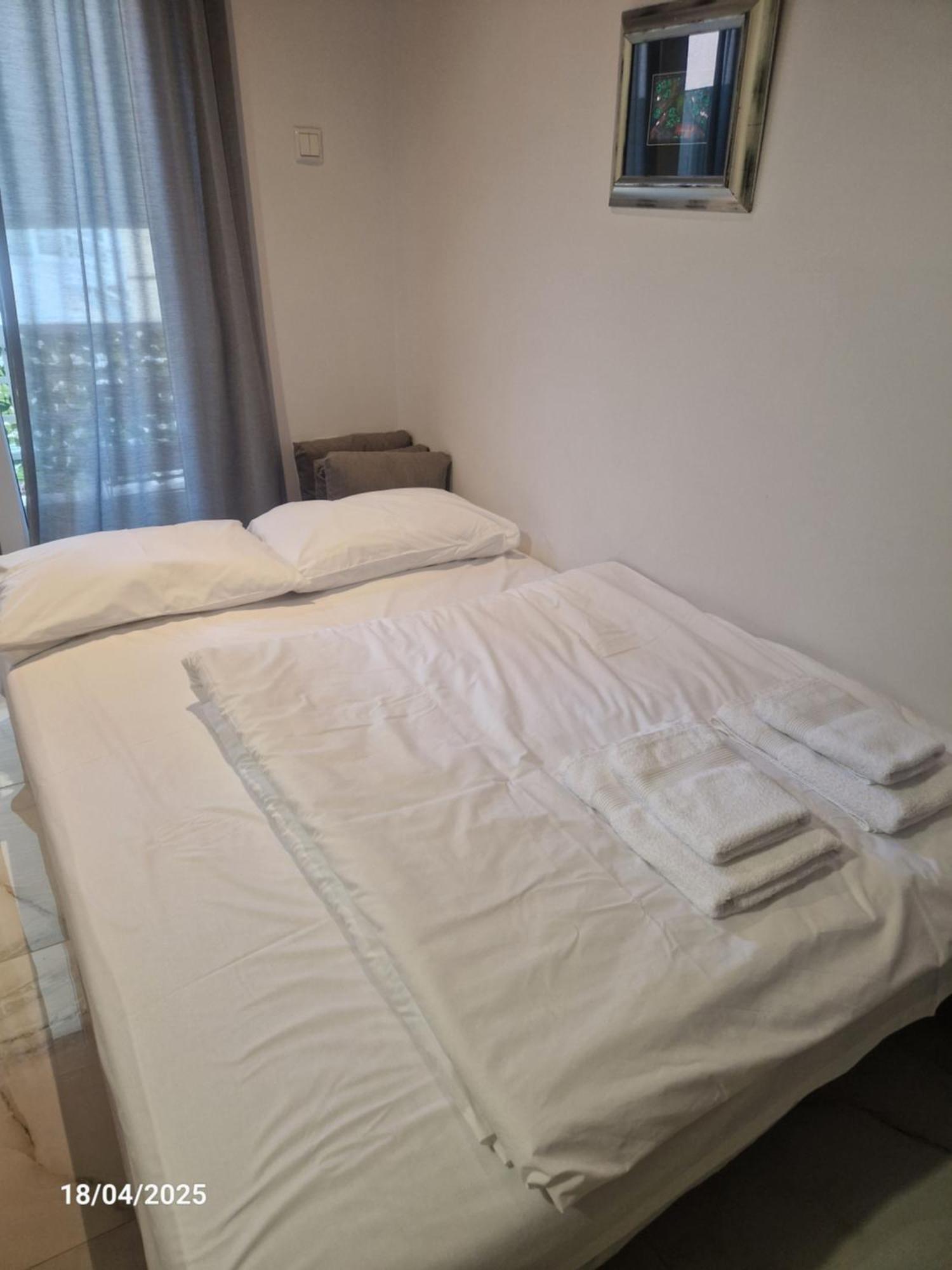 N&S Apartment B Edessa Esterno foto